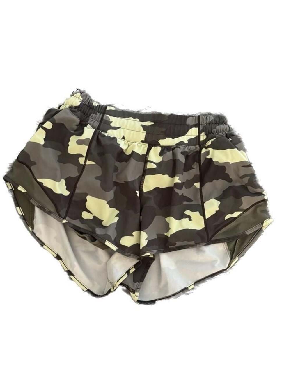 Lululemon Hotty Hot Low-Rise Short 2.5" Heritage 365 Camo